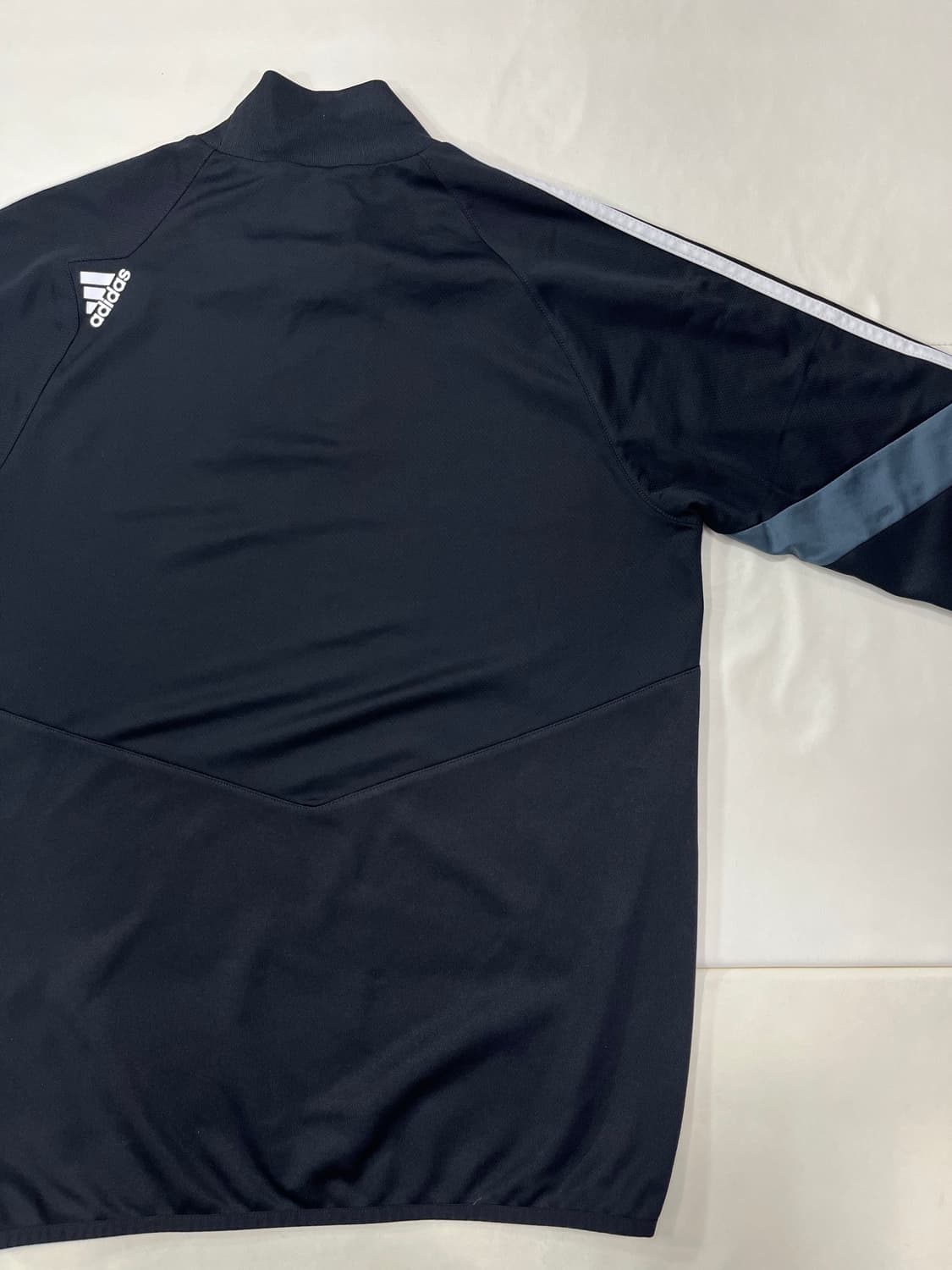 아디다스 레알 마드리드 CF 트레이닝 저지 상품이미지8