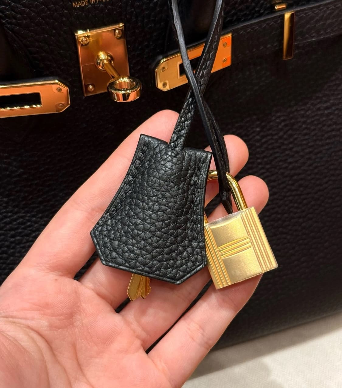 새상품 에르메스 버킨백 블랙 금장 25 올수공 상품이미지4