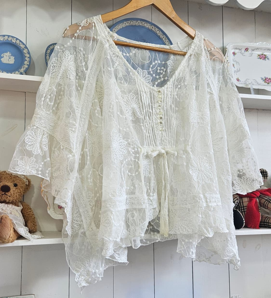 플라워 레이스 케이프 블라우스 상품이미지2