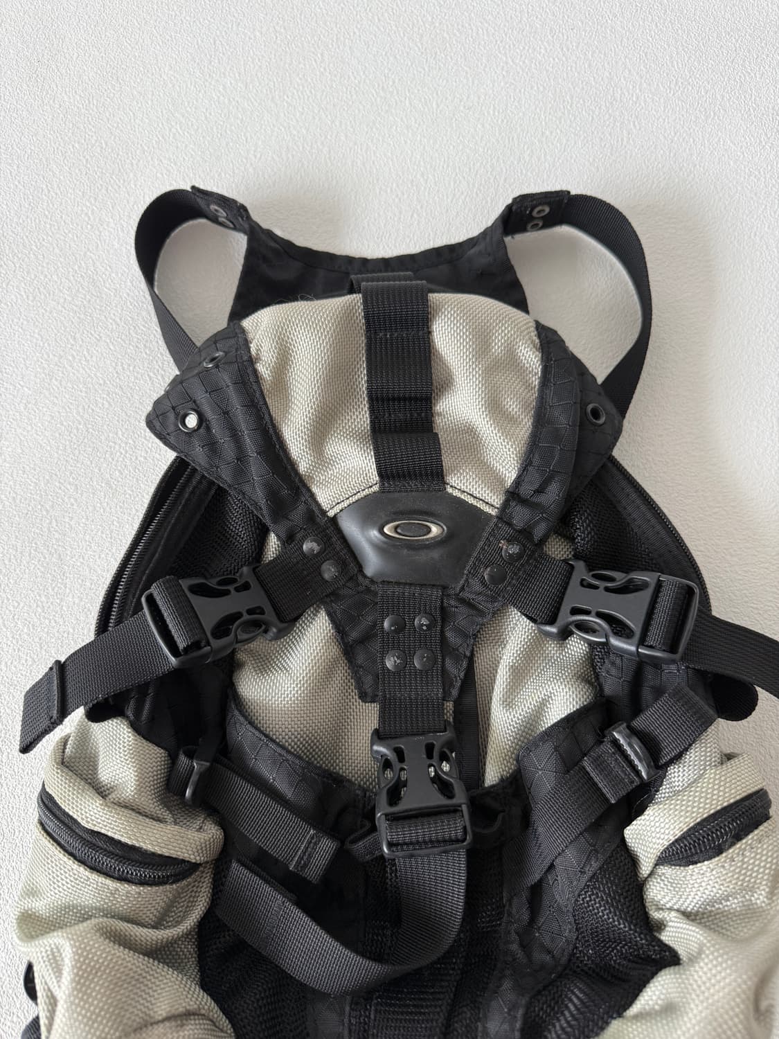 오클리(OAKLLY) 미니 백팩 상품이미지2