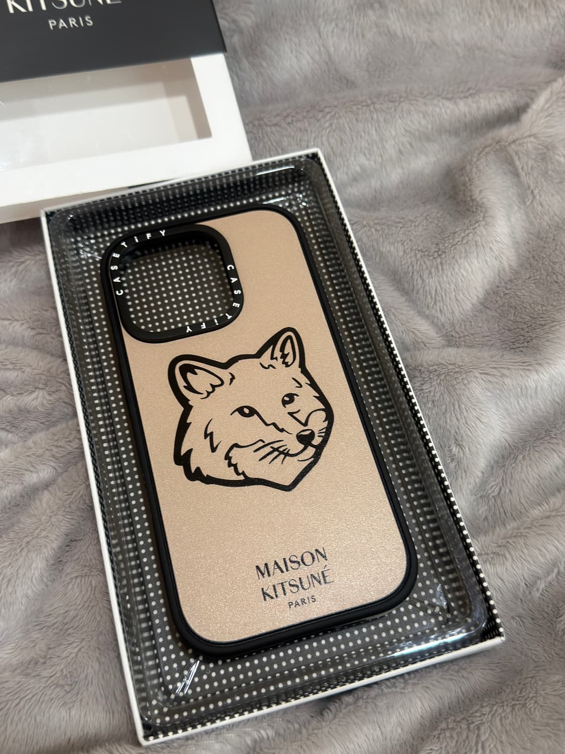 한정판) 메종키츠네 x 케이스티파이 콜라보 아이폰 16프로 케이스 상품이미지3