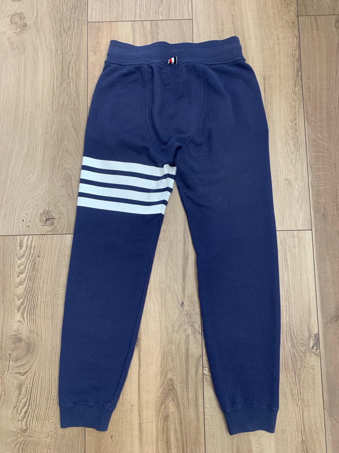 THOM BROWNE 톰 브라운 조거-스웻팬츠(코튼)1 사이즈 상품이미지3