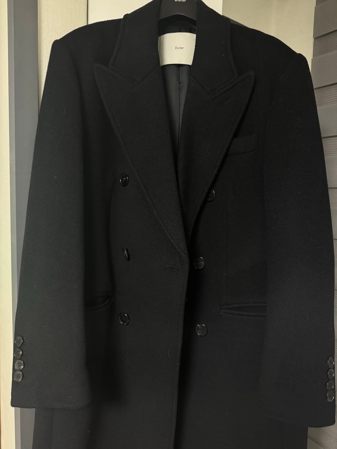 던스트 더블코트 블랙 상품이미지4