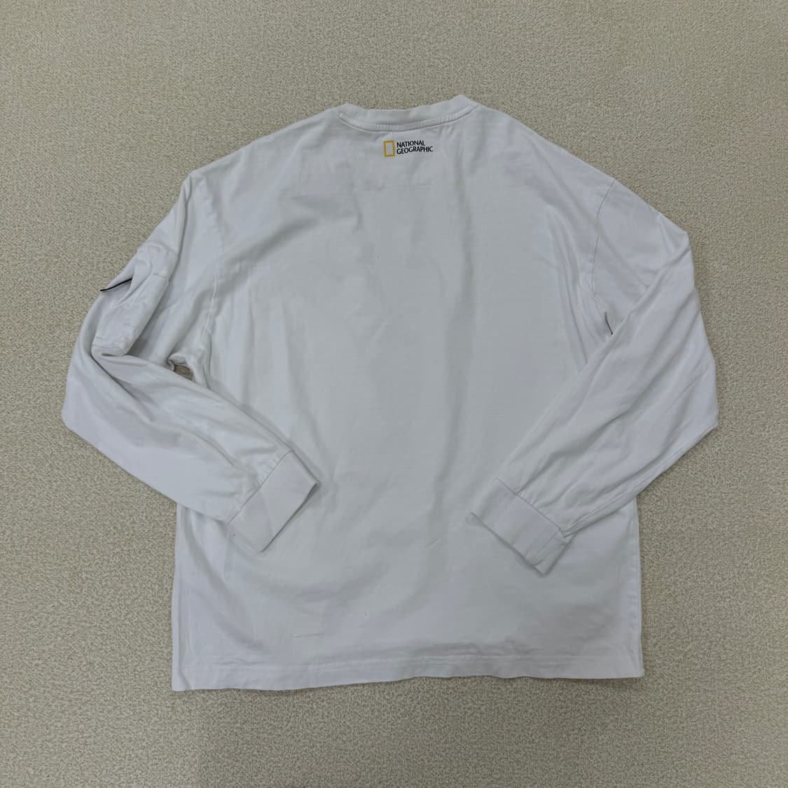 XL 네셔널지오그래픽 포켓 긴팔티 0129T1 상품이미지2