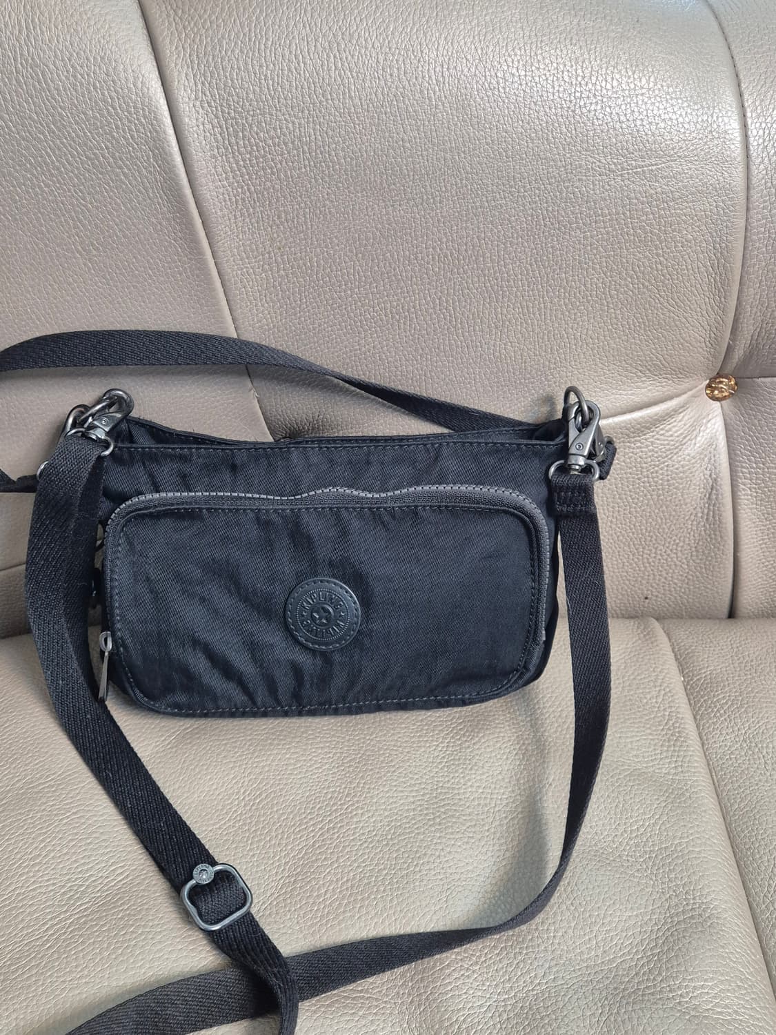 키플링 미르테 크로스백. 상품이미지3