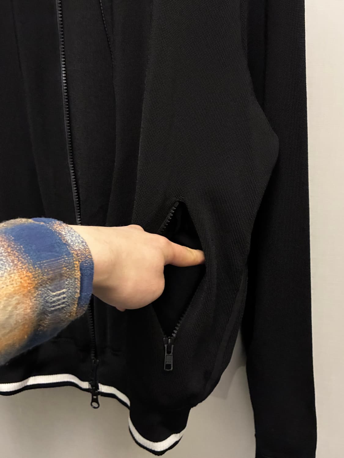 (M/100)Theory 띠어리 38 투웨이 져지 블루종자켓 블랙 상품이미지4