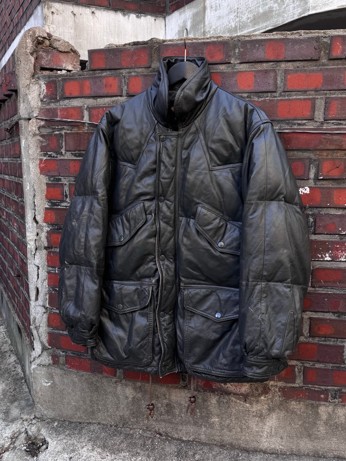 Morgan 카우하이드 웨스턴 페더 가죽패딩 상품이미지1