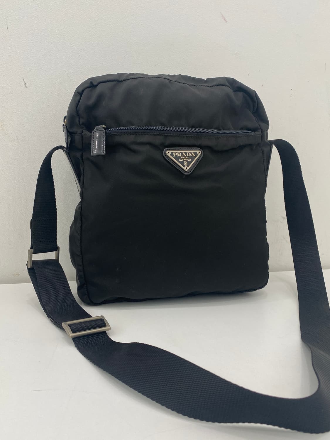 프라다 나일론 포코노 메신저백 크로스백 상품이미지2