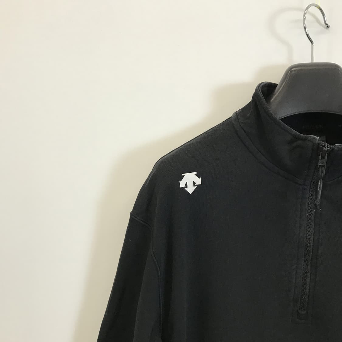 데상트 친환경코튼 아노락 맨투맨 [XL] 상품이미지2