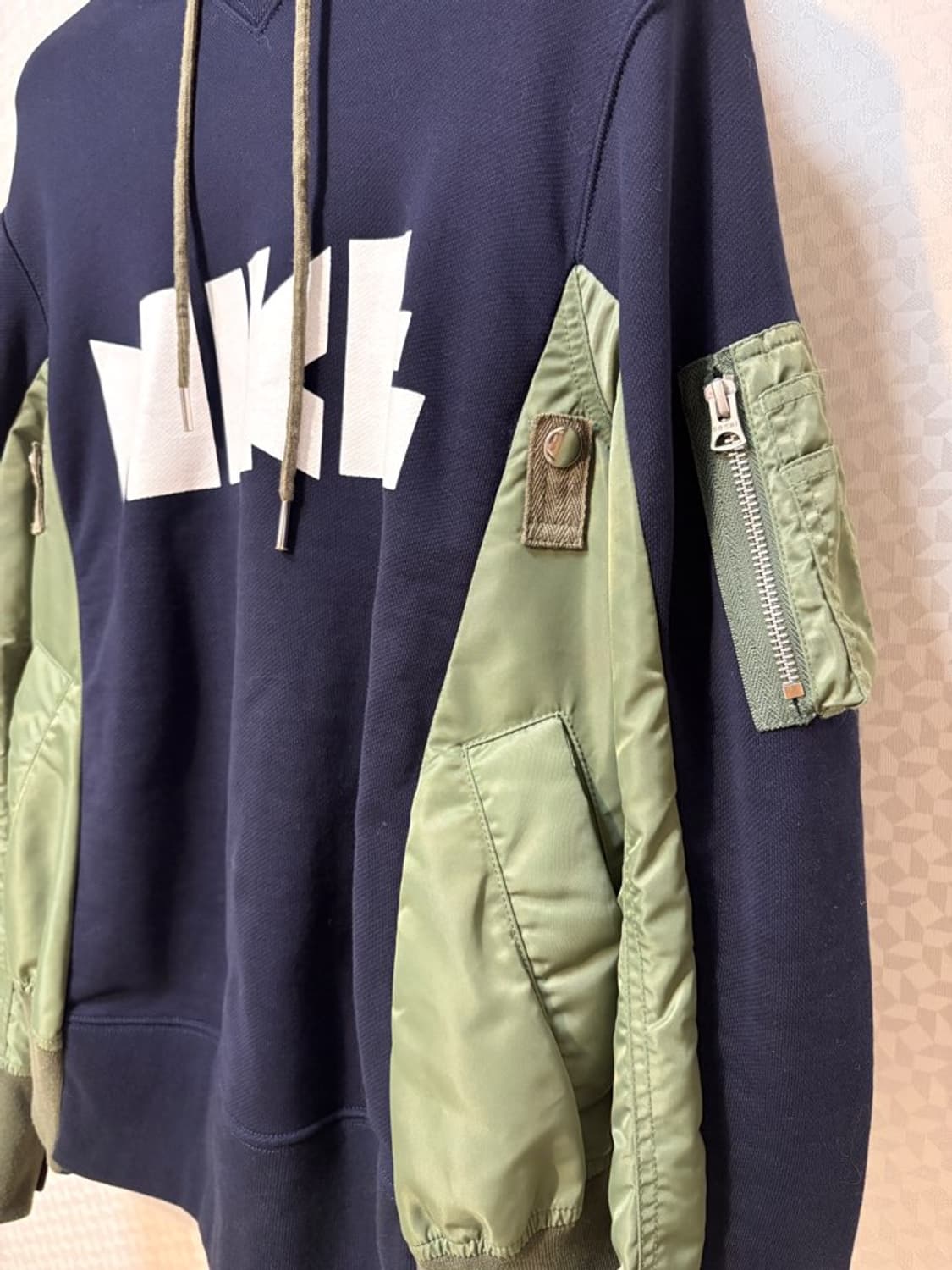 [메이드인재팬] 나이키 x 사카이 콜라보 후드티 상품이미지5