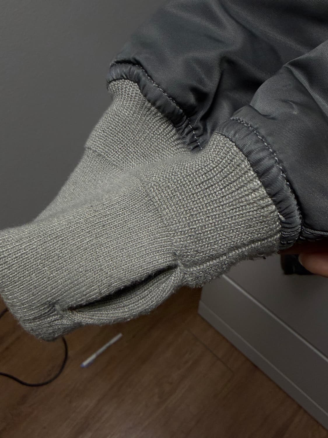 산산기어 x 알파 인더스트리 플라이트 자켓 스톤 실버  상품이미지7