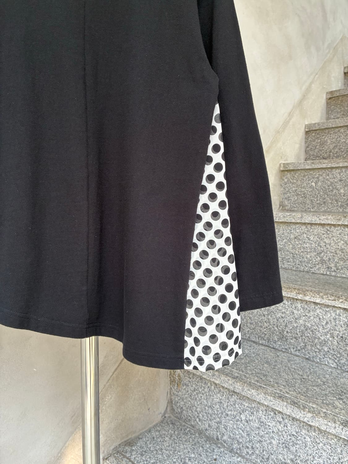 고무 GOMME 도트 셔링 티셔츠 상품이미지6