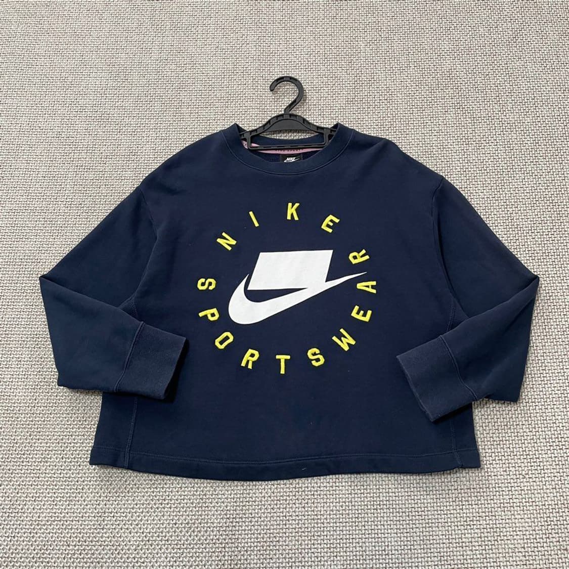 나이키  여성 크롭 라운드 맨투맨  6495 상품이미지1