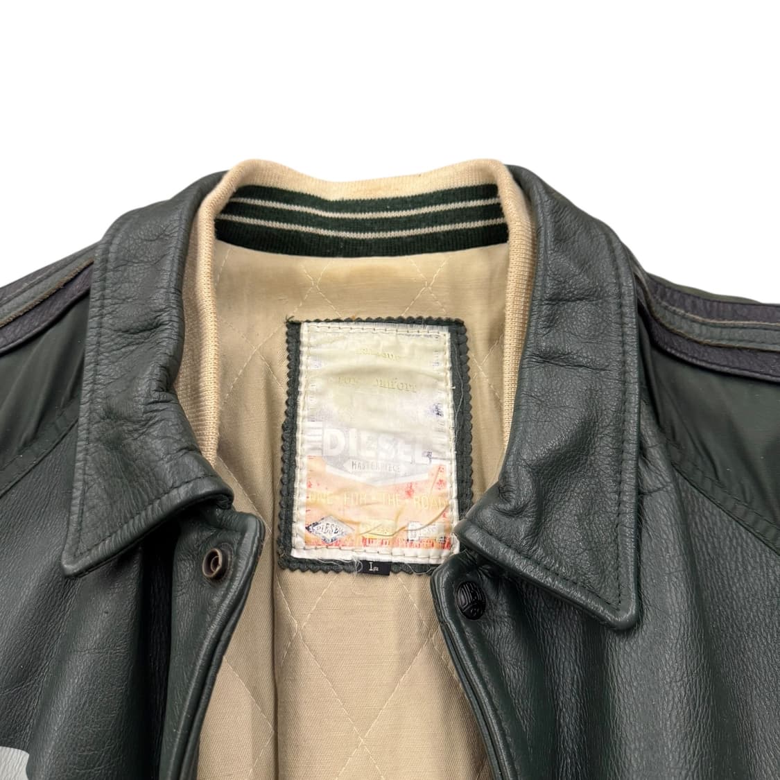 디젤 마스터피스 90S 레더 바시티 자켓 다크그린 상품이미지8