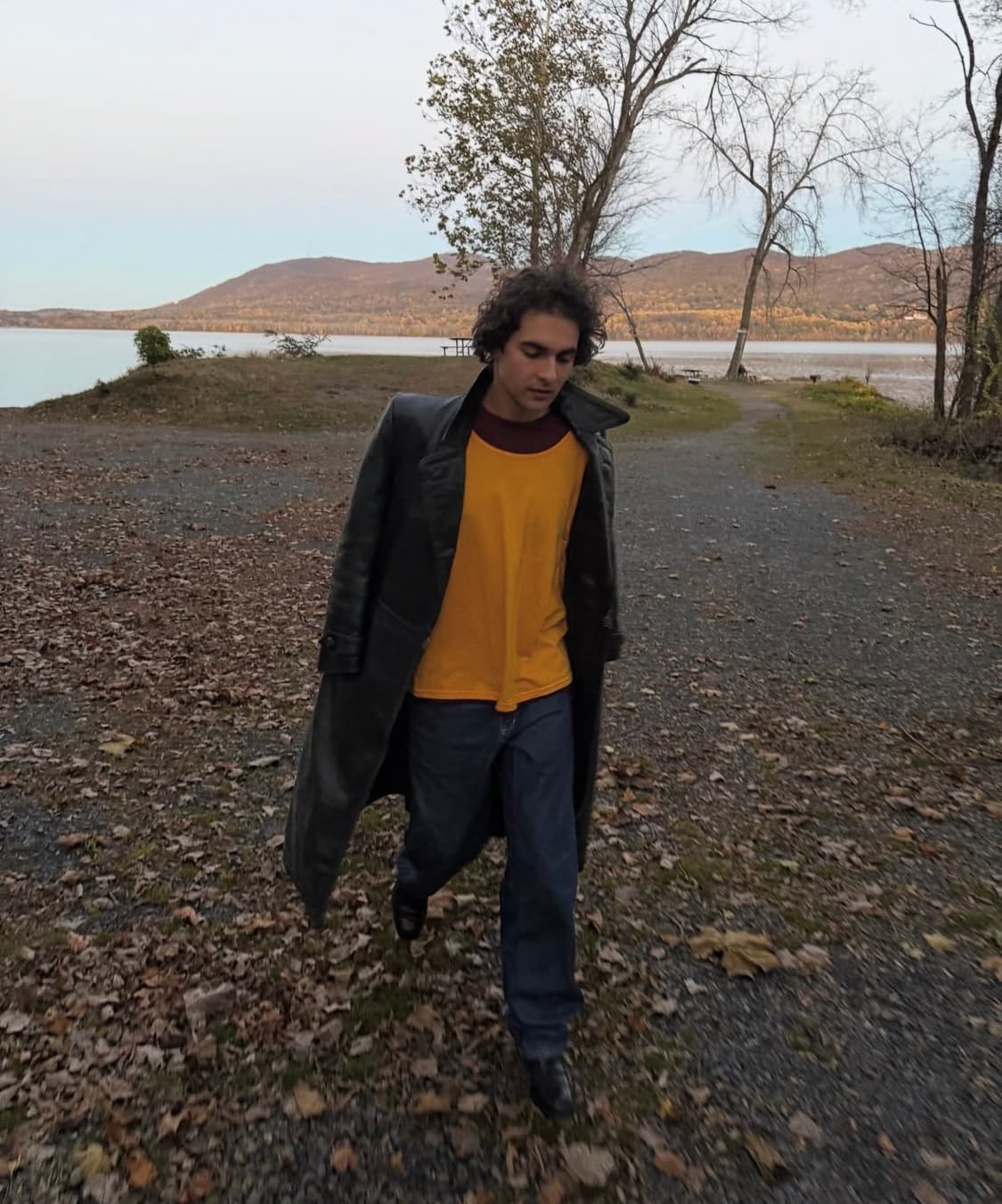 at is at 트리플 레이어드 티셔츠 (마룬, 옐로우) 상품이미지2