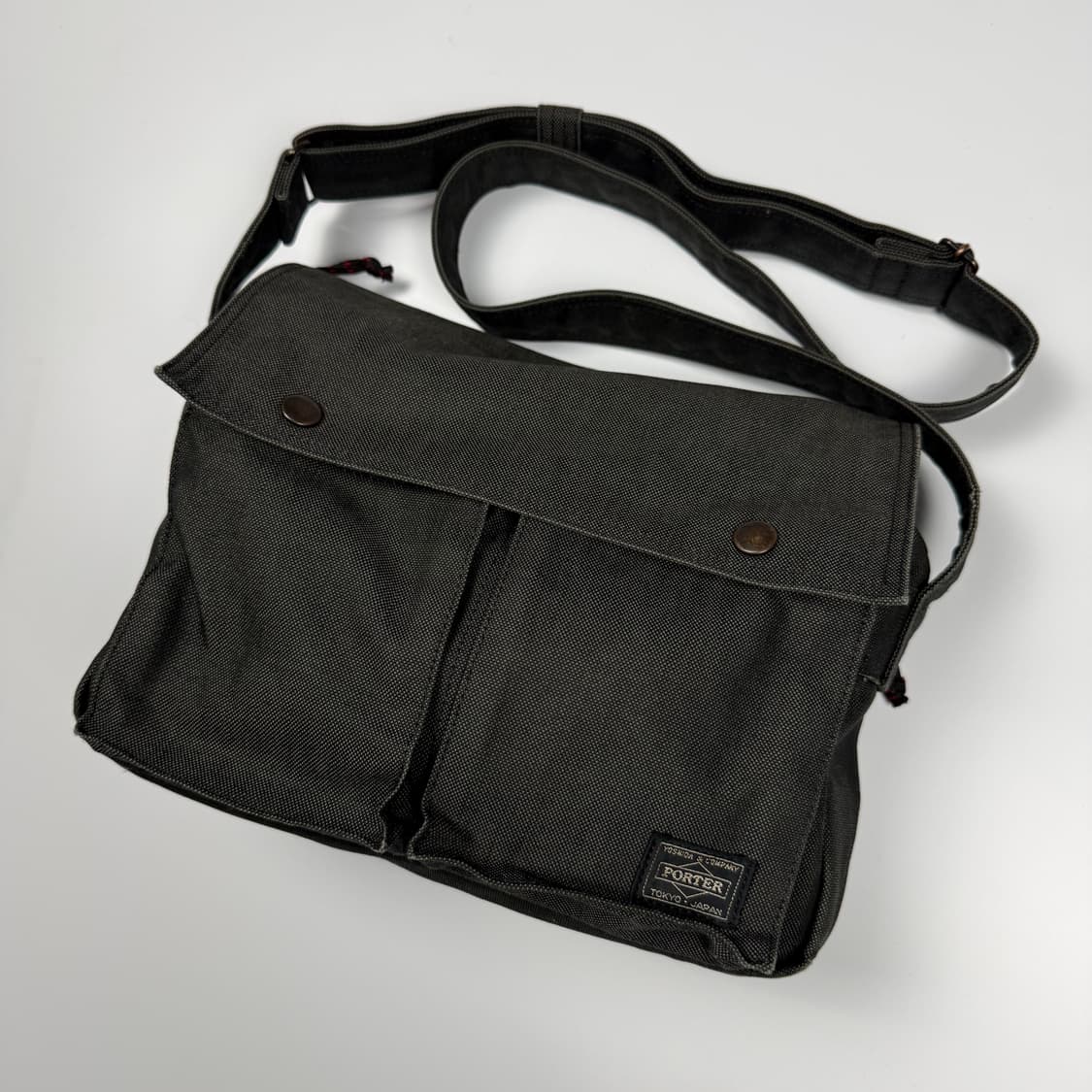 요시다포터 스모키 숄더백 상품이미지2