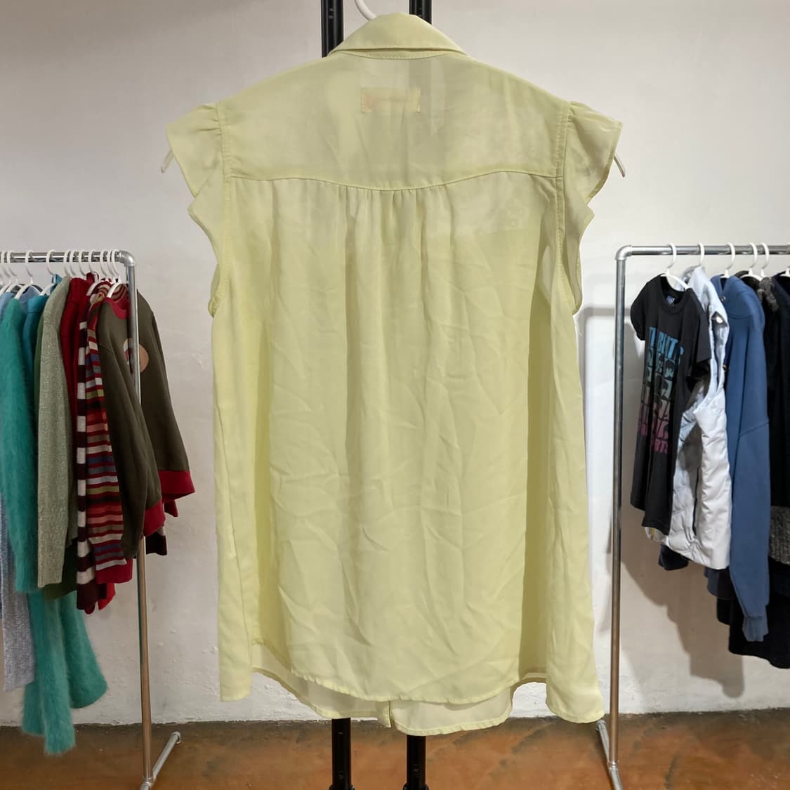 repipi armario 레이스 셔링 블라우스 / XS 사이즈 상품이미지5