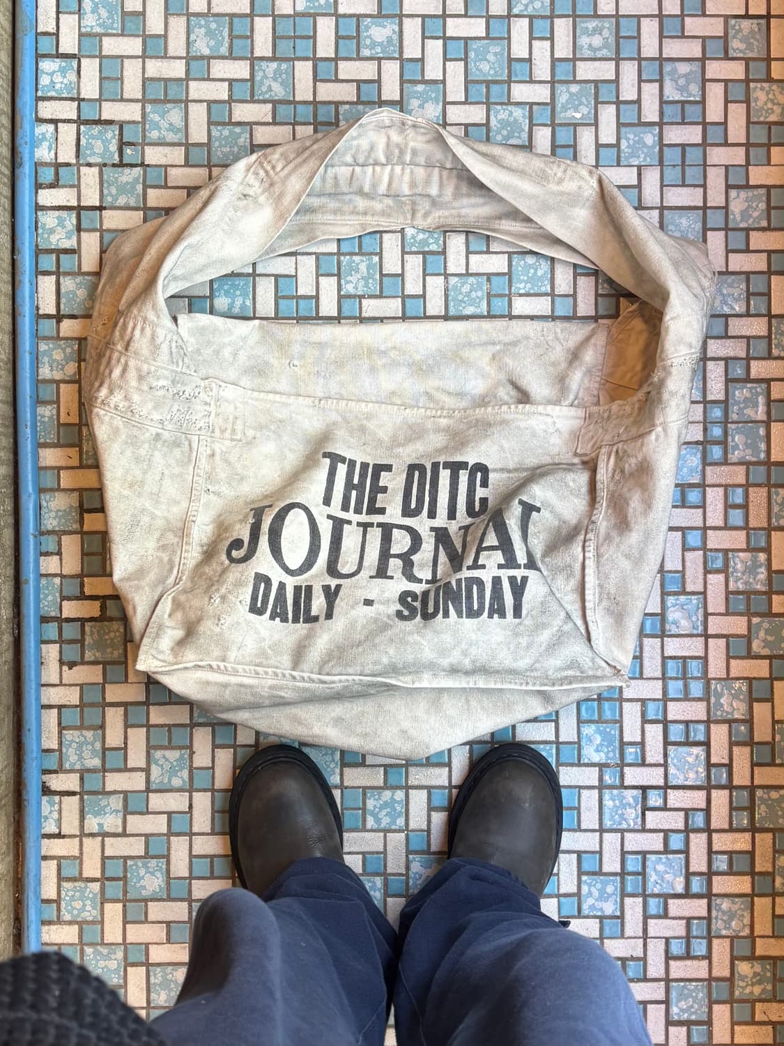 BOWWOW Newspaper Bag 상품이미지3