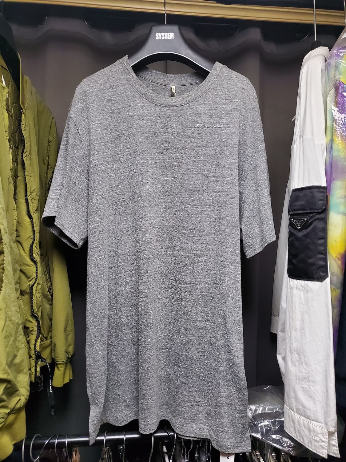 새상품 피오갓  에센셜 초판 반팔티 상품이미지1