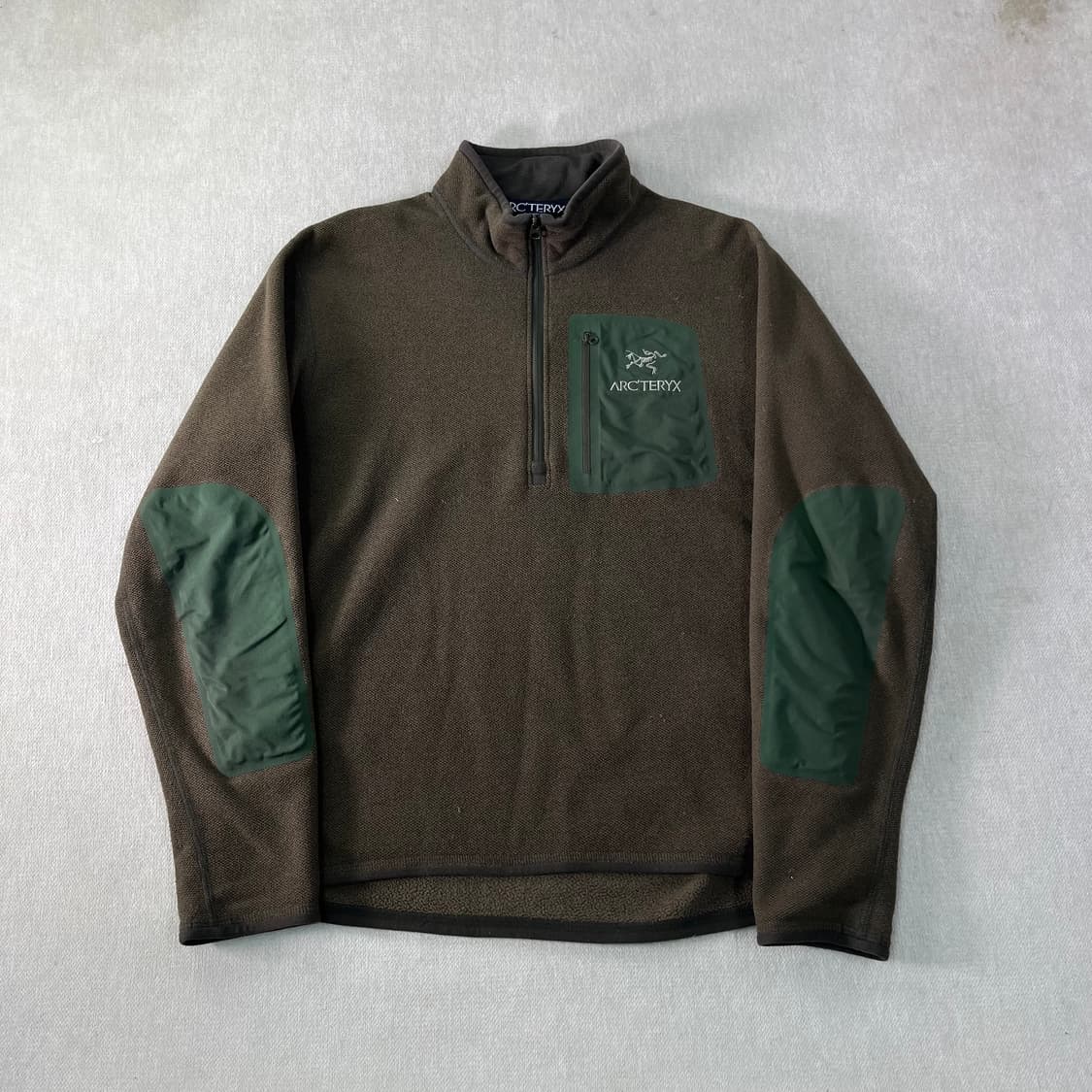 100 아크테릭스 아파치 AR 풀오버 집업 상품이미지1