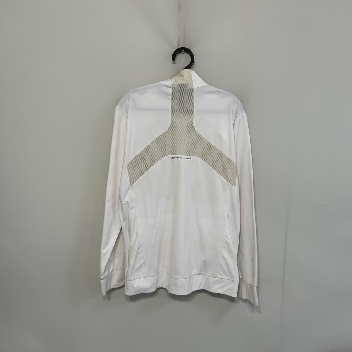 데상트 남성 집업 105 상품이미지3