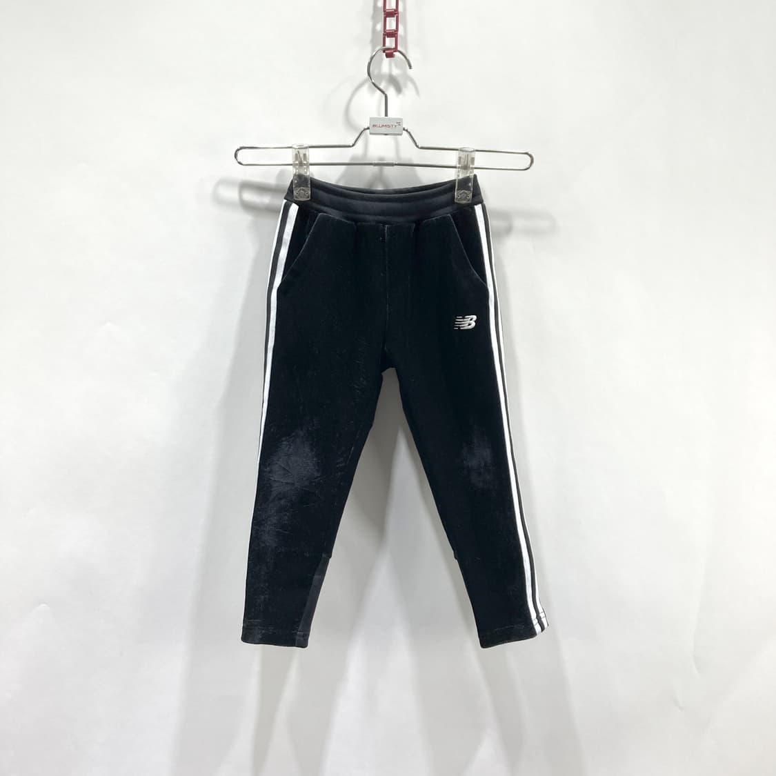 뉴발란스 키즈 벨벳트레이닝바지 블랙 110  상품이미지1