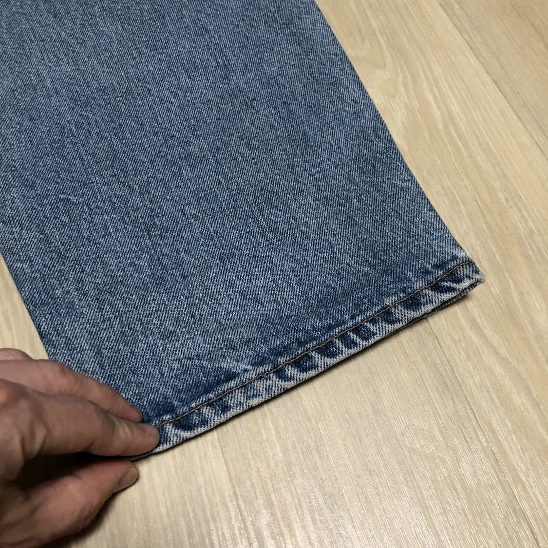 (36) 90's 리바이스 미국제 560 루즈핏 테이퍼드 연청 데님 상품이미지7