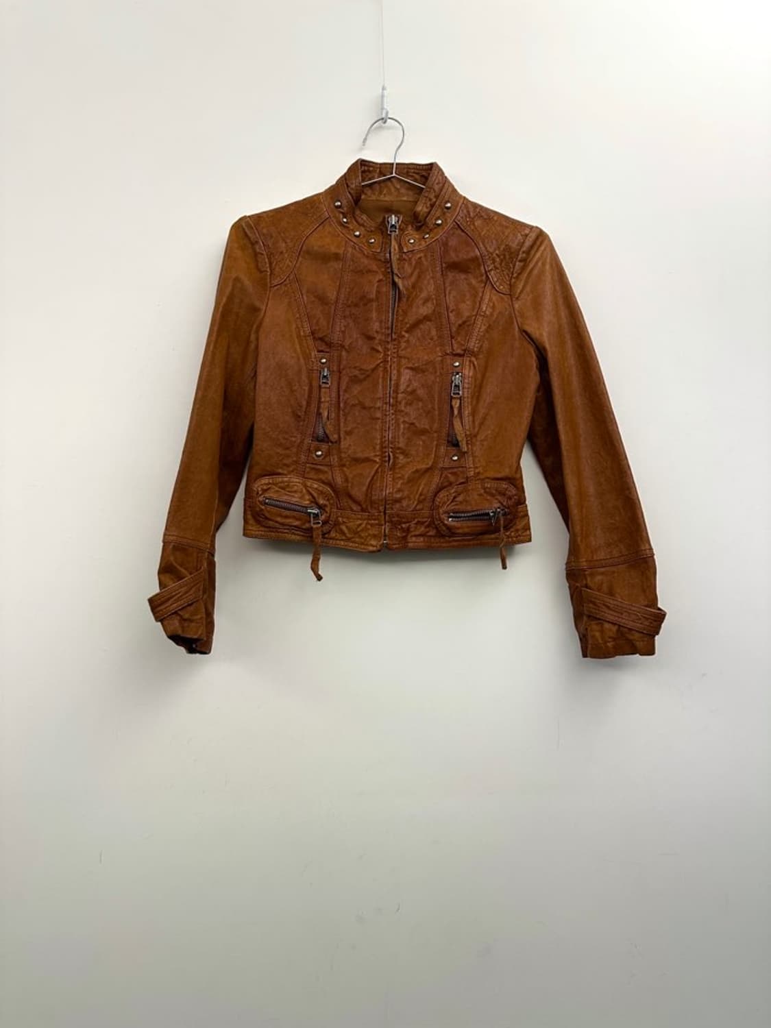 Stud short leather jacket / orange brown 상품이미지1