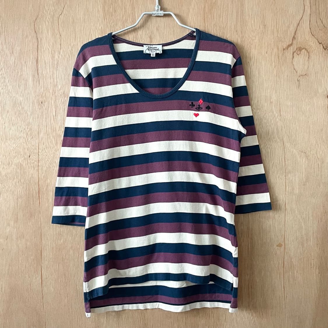 비비안웨스트우드 로고 자수 티셔츠 상품이미지4