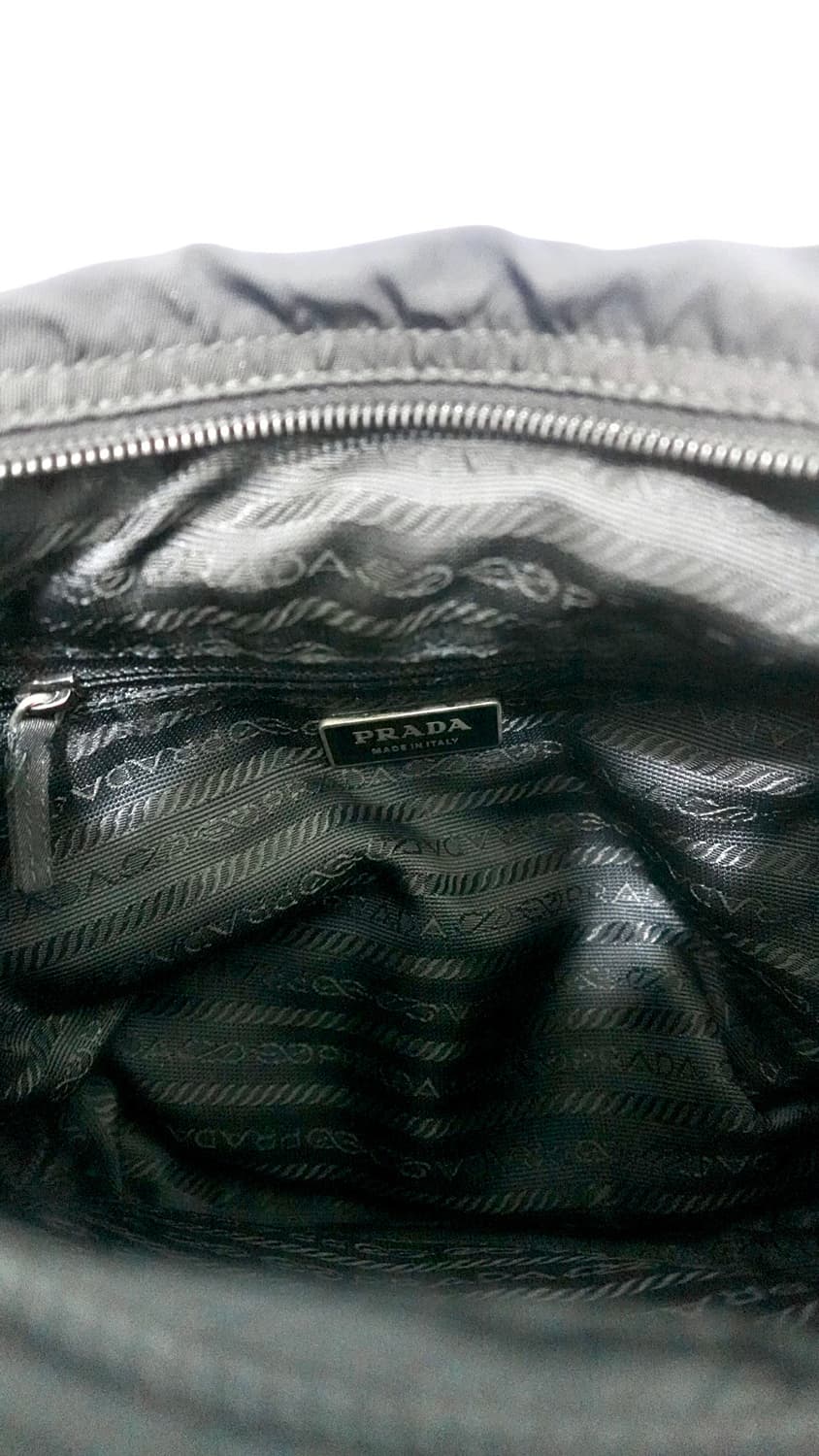 프라다 포코노 나일론 원버클 크로스백 (주우재백) 상품이미지9