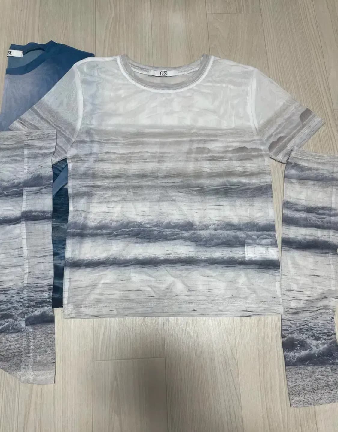 유즈 MESH FULL PRINT T-SHIRT 상품이미지2