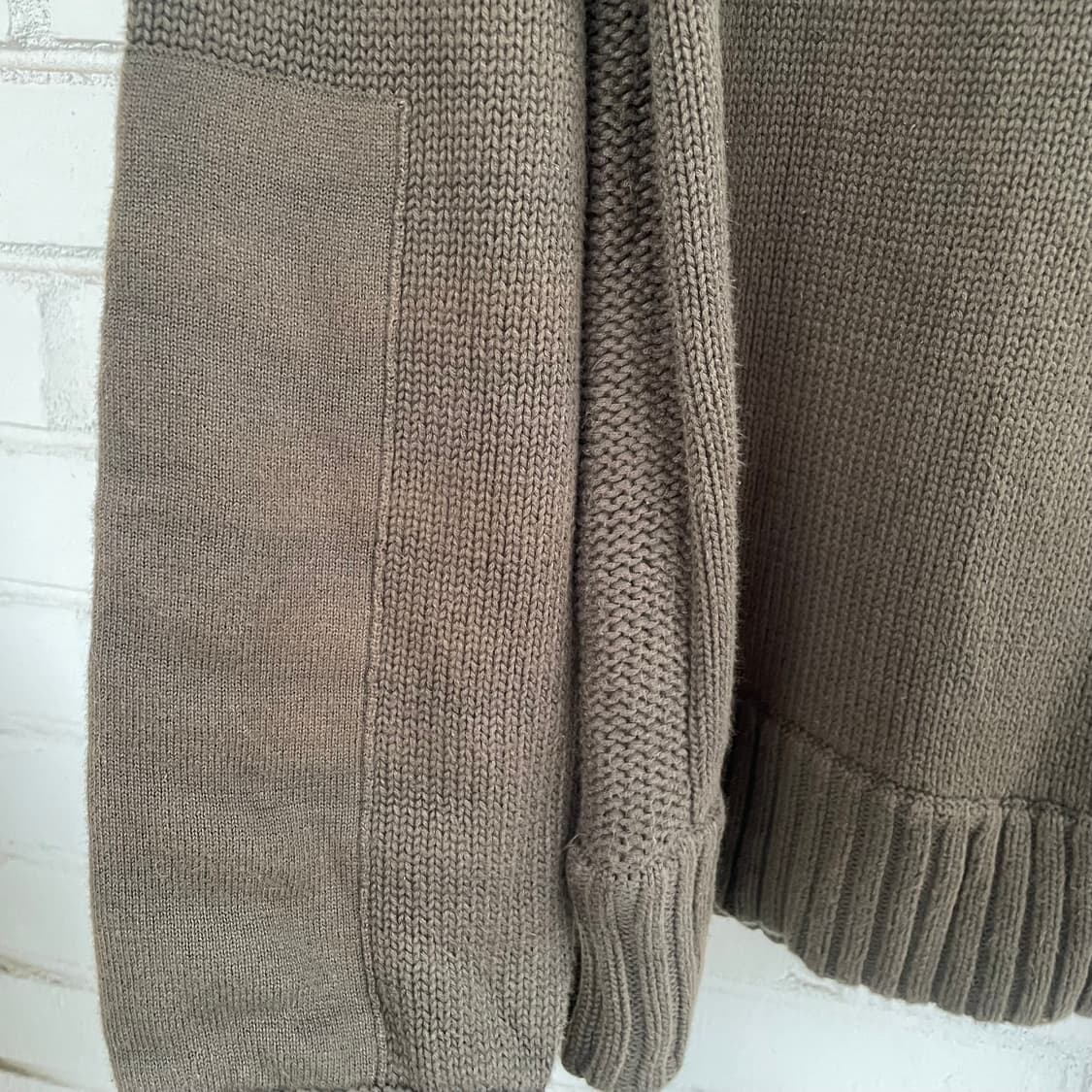 아비렉스 패치 카키 니트 상품이미지3