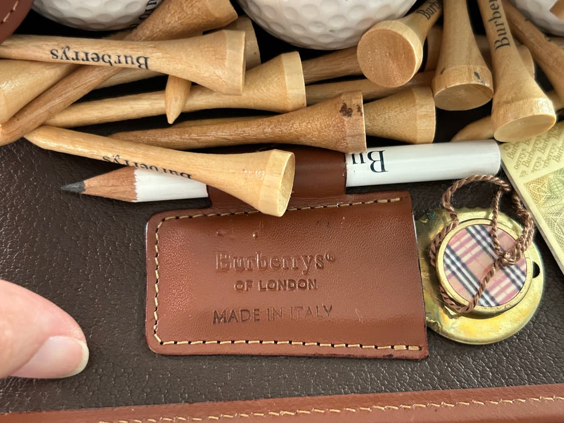 Burberry Golf Ball Set with Pouch Brown 상품이미지3