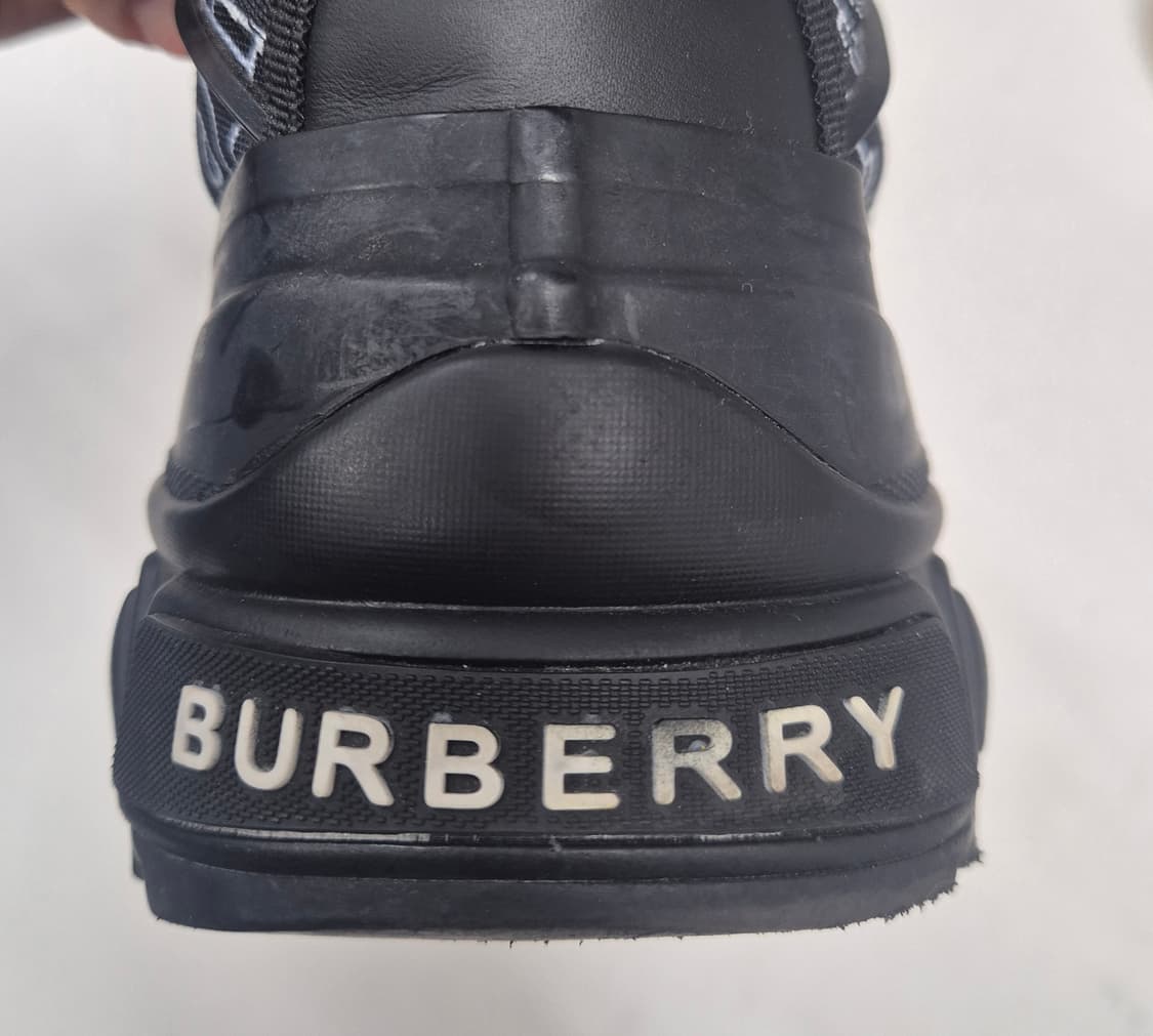 버버리 신발 모노그램 체크 아서 스니커즈 285~290/ 45(정품) 상품이미지6