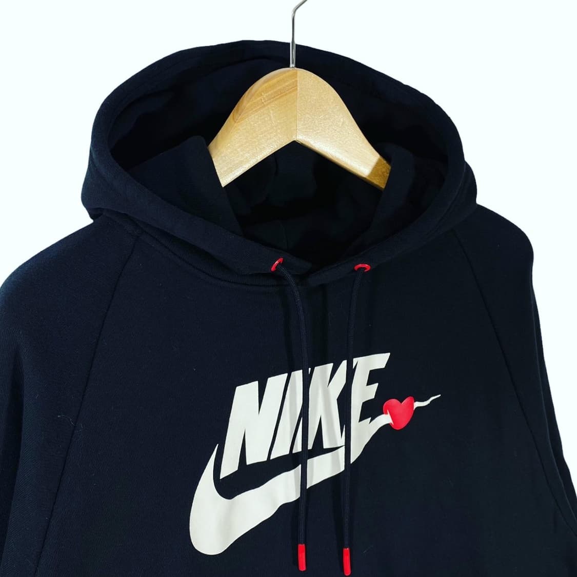 nike valentines hoodie