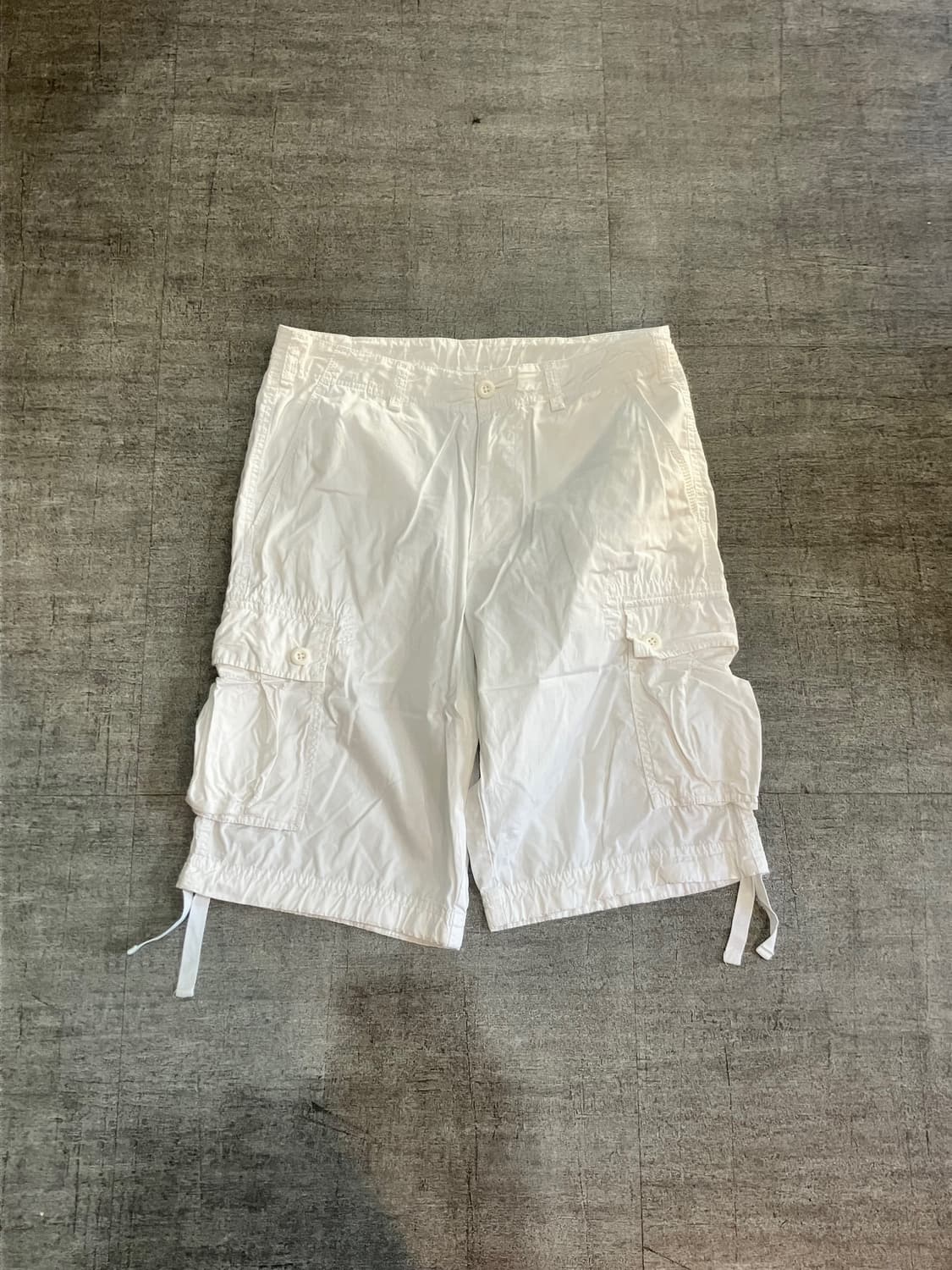 Uniqlo 유니클로 올드스쿨아메카지 셔링카고 하프팬츠 반바지 상품이미지1