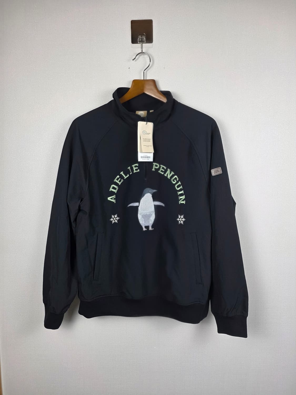 [새상품] 비비씨어스 남성 펭귄 우븐패치 하프집업 맨투맨 M 상품이미지3