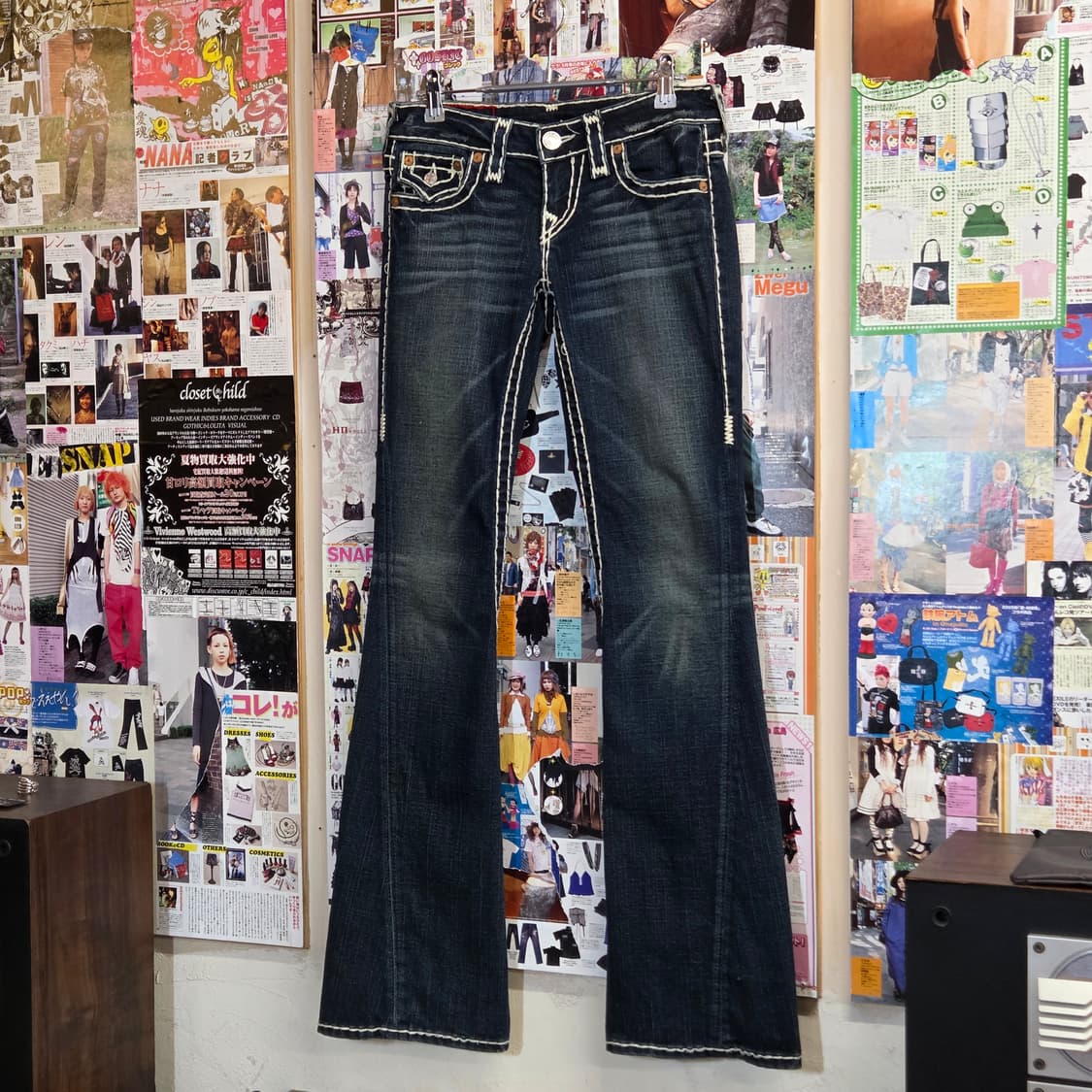 트루릴리전 USA 조이 슈퍼티 워싱 부츠컷 데님 팬츠 상품이미지1