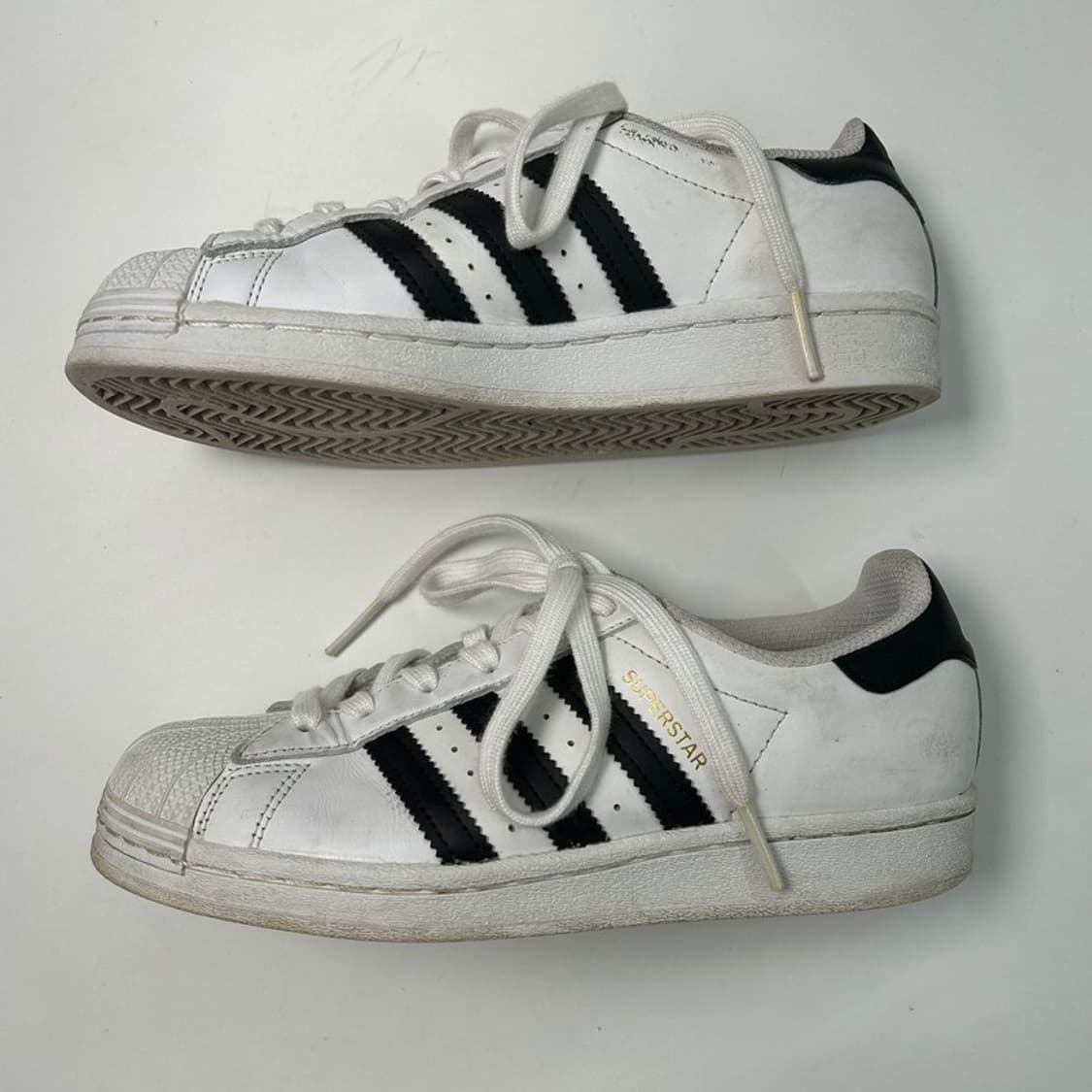 아디다스 슈퍼스타 흰검 235 상품이미지2