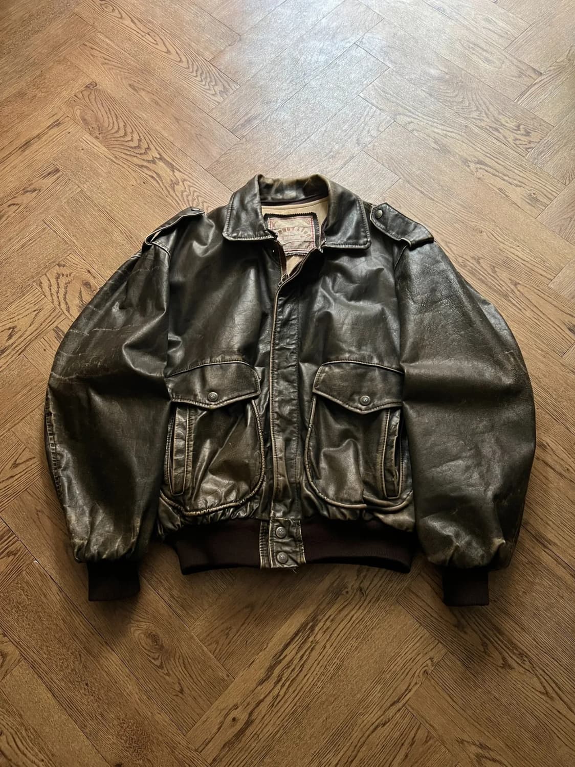 [XL]90's 프랑스제 빈티지 리얼레더 A-2 플라이트 자켓 상품이미지1