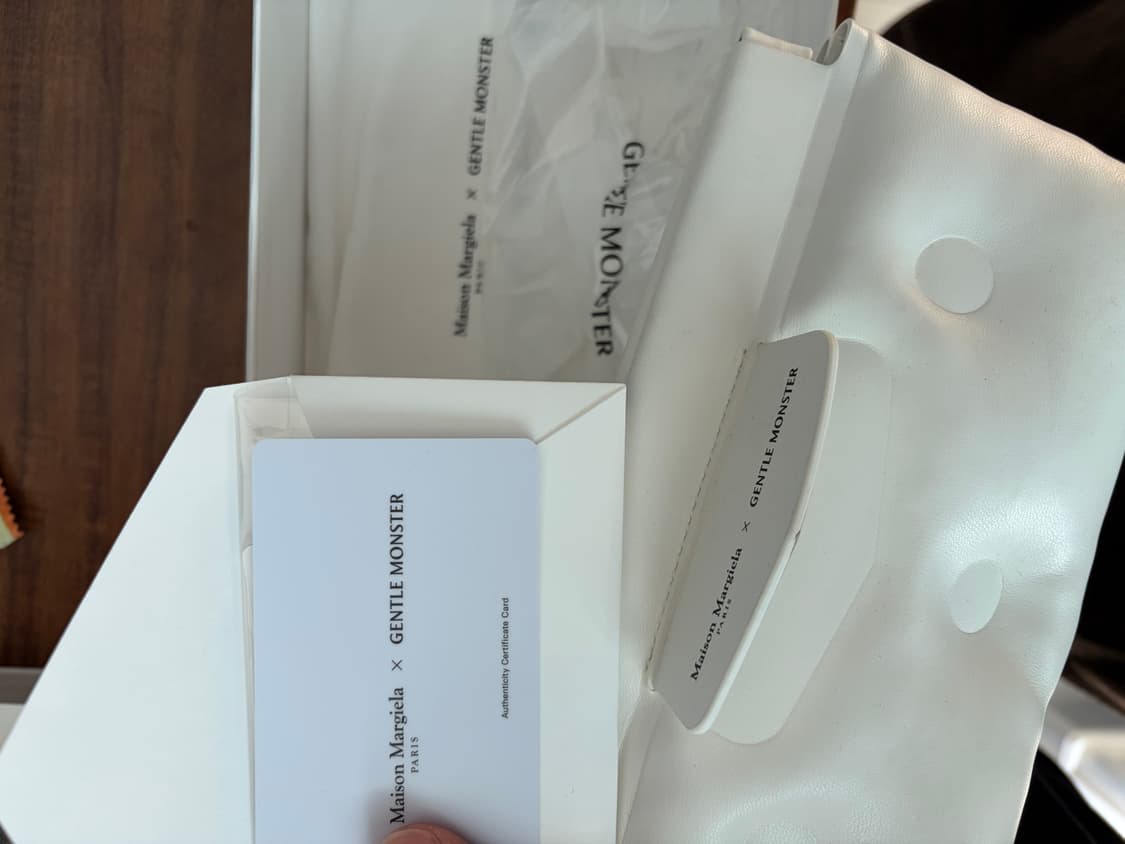 젠틀몬스터 마르지엘라 mm104 상품이미지7