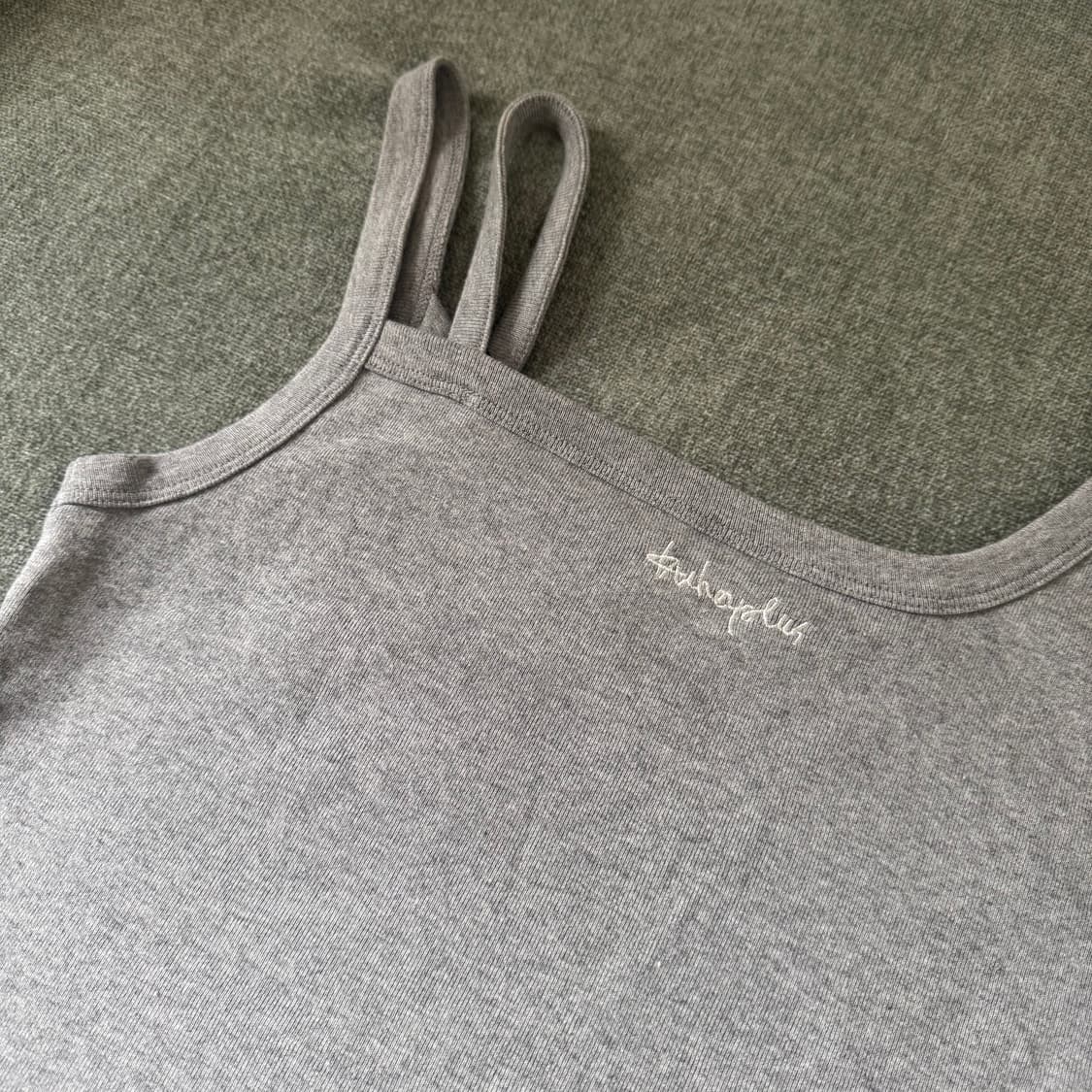 구호플러스 Unbalance Sleeveless Top 상품이미지6