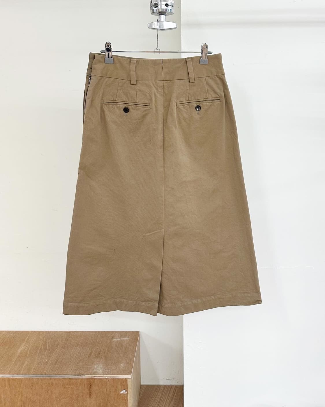 마가렛호웰 브라운 포켓 코튼 미디 스커트 상품이미지5