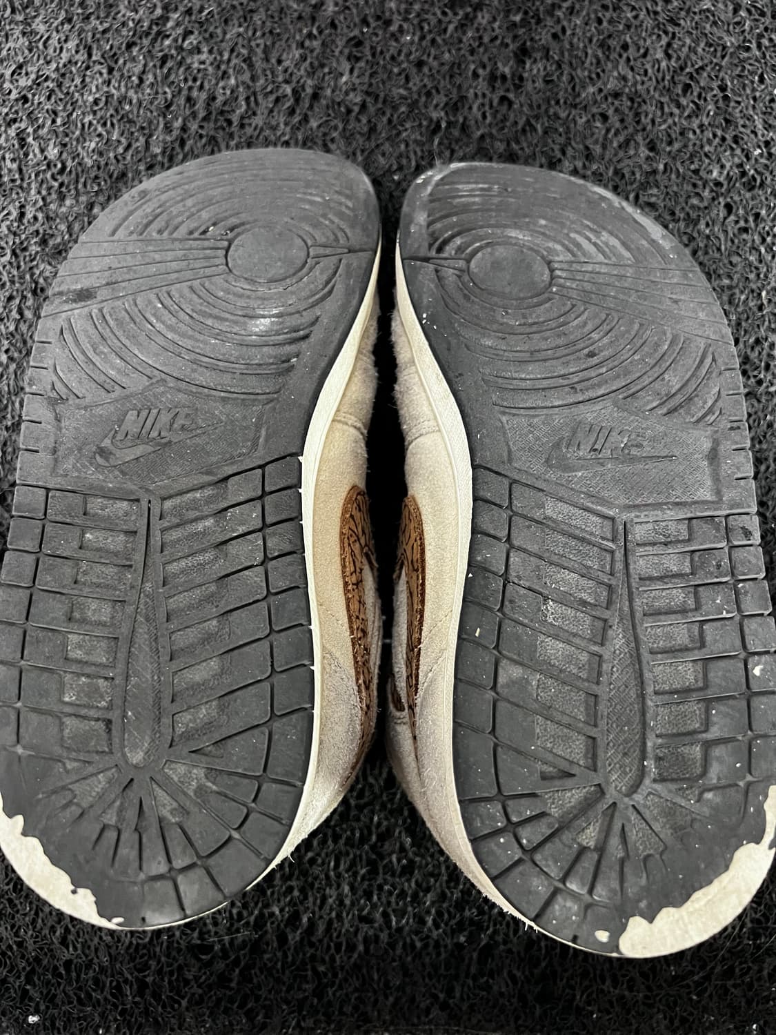 나이키 조던 1 미드 280 상품이미지4