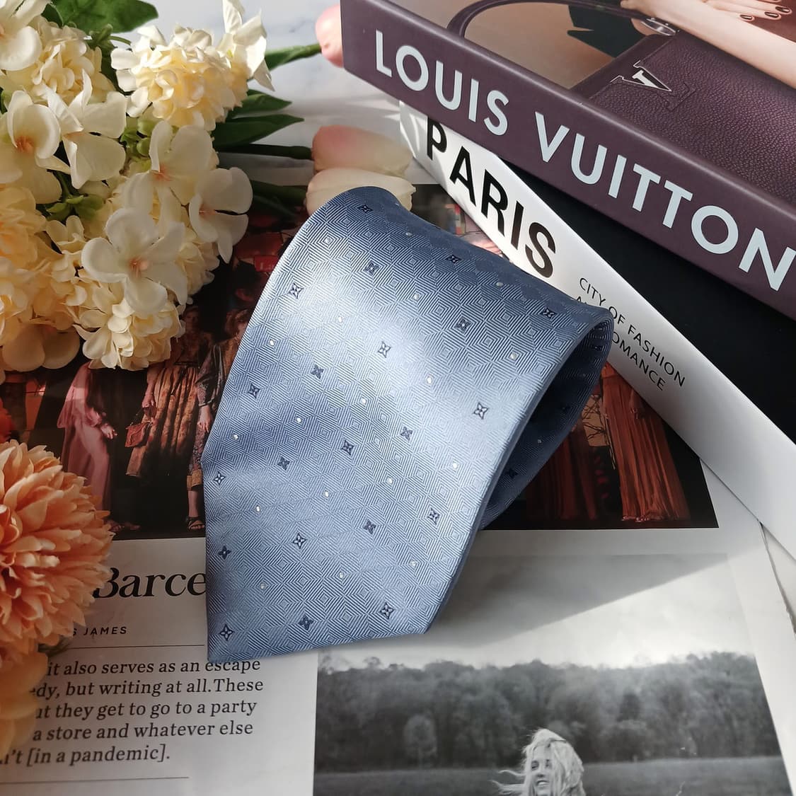 루이비통 실크 블루 시그니처 패턴 넥타이 9.6cm A+등급 E766
 상품이미지3