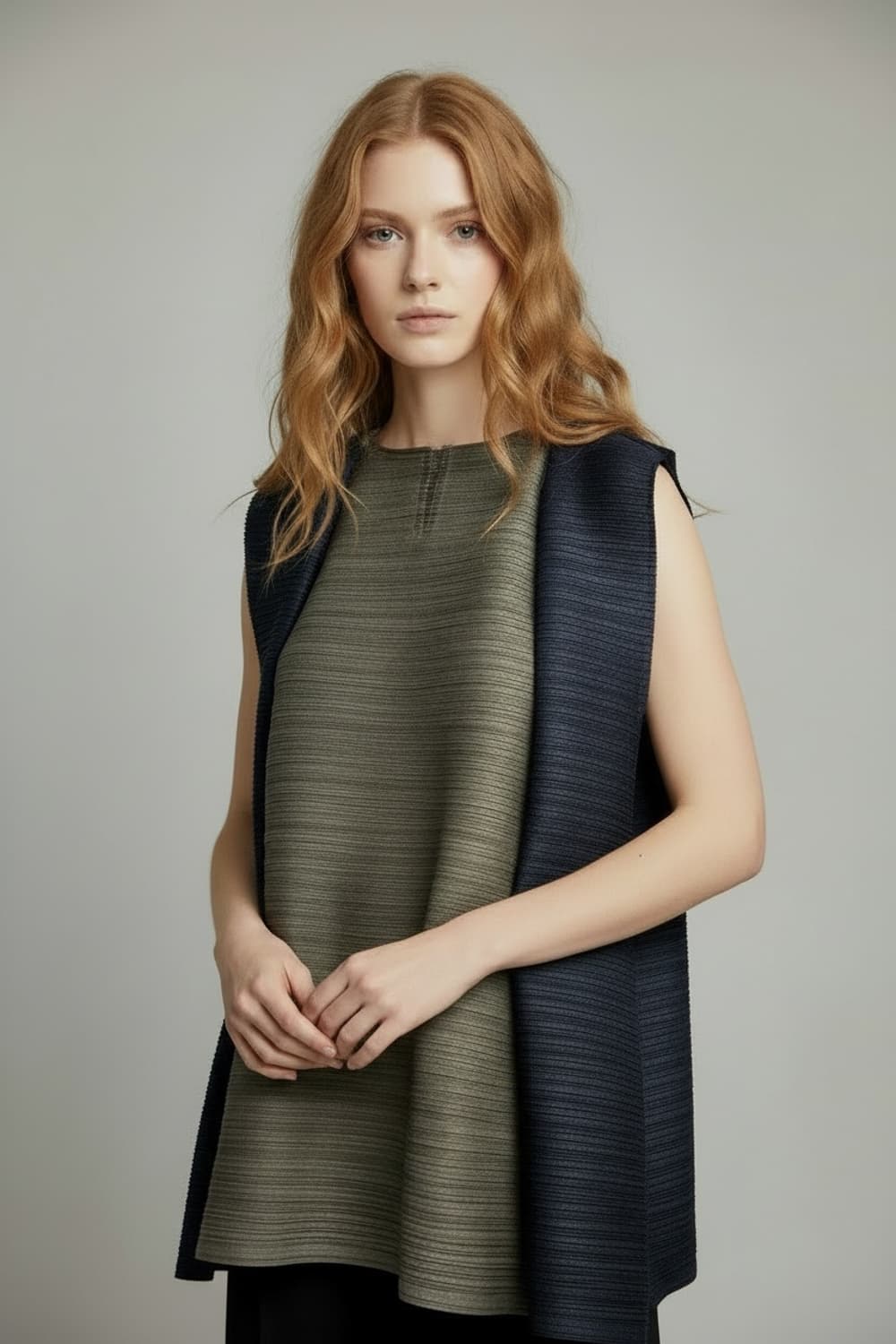 이세이미야케 플리츠플리즈 배색 슬리브리스 원피스(3/Free) 상품이미지1