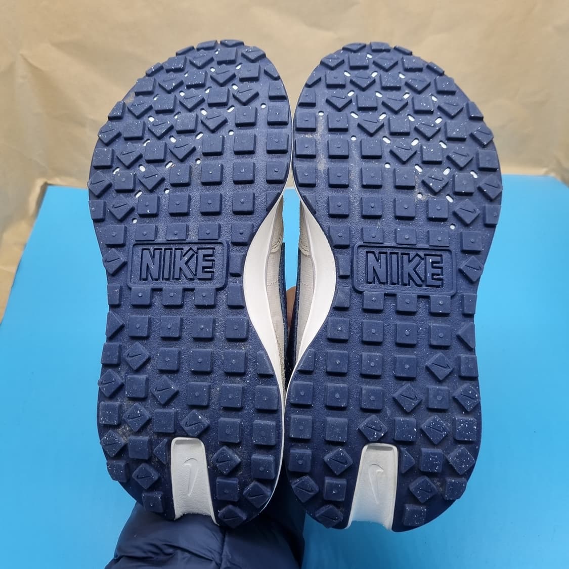 나이키 피닉스 와플 여성운동화240  상품이미지3