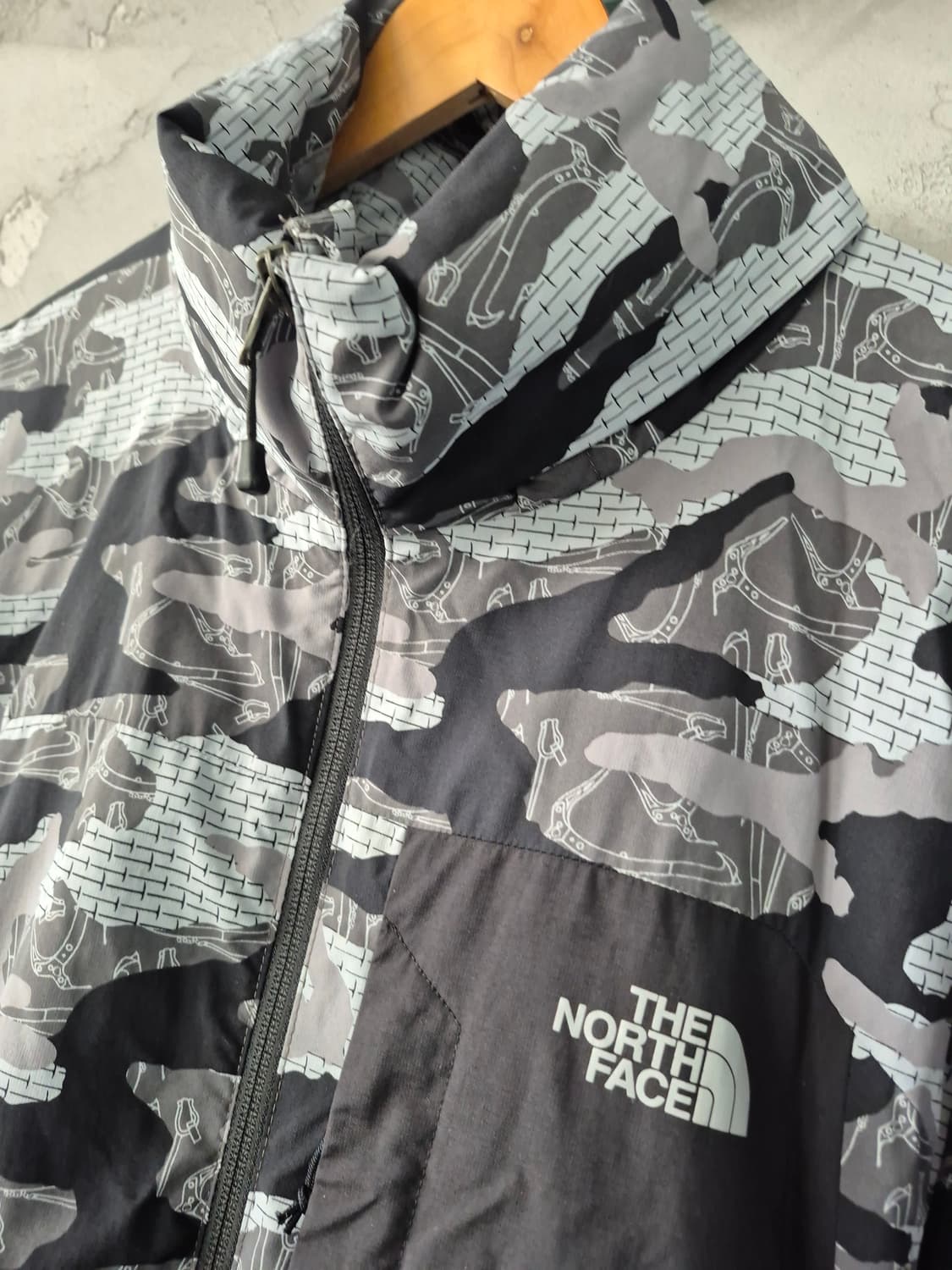 노스페이스 카모 바람막이 XL 상품이미지2