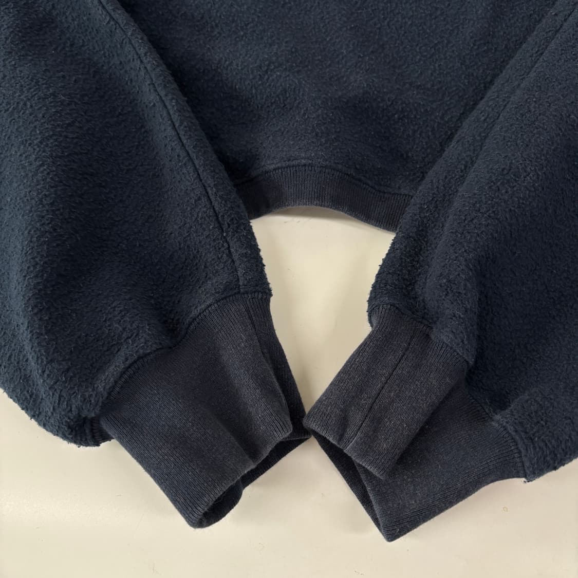 슈프림 23FW 인사이드아웃 맨투맨 네이비 상품이미지6