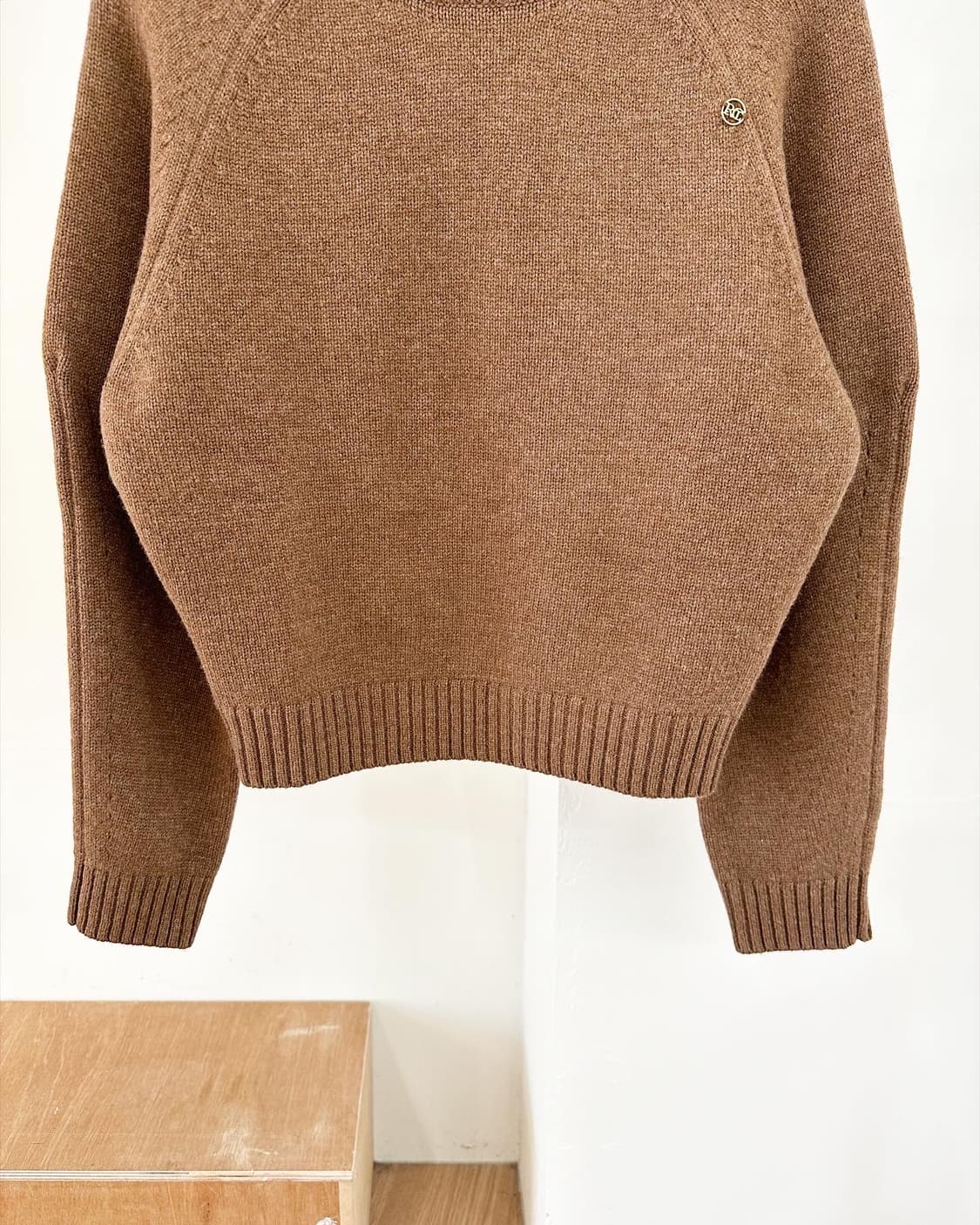 렉토 브라운 금장 메리노울 니트  상품이미지5